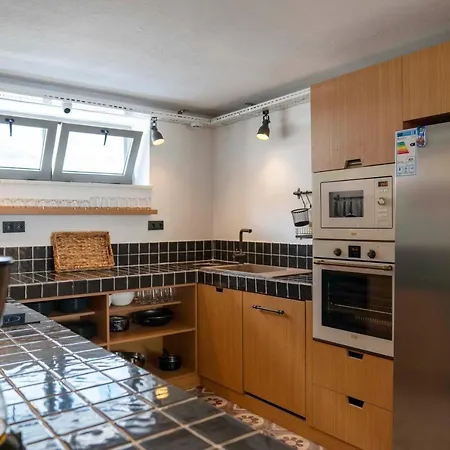 אכסניה Be Bold *